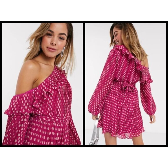 💕TALULAH💕 Power of Love Mini Dress ~ Peach Spot - Picture 1 of 17